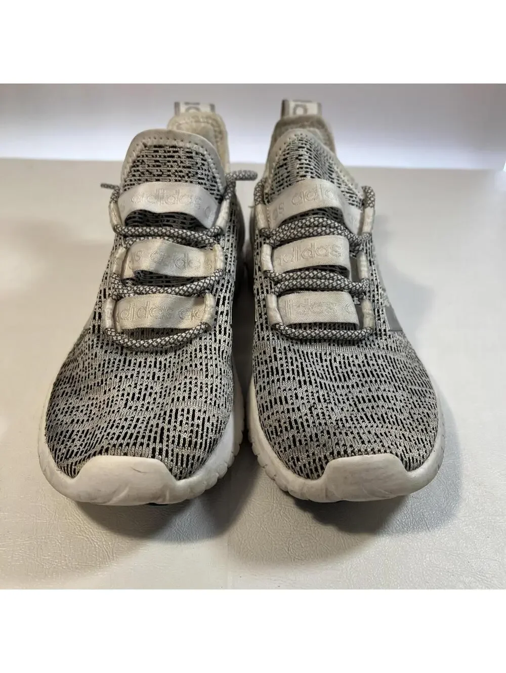 adidas Kaptir Men’s Size 8 Running Shoes Gray/Metallic Silver EE9514